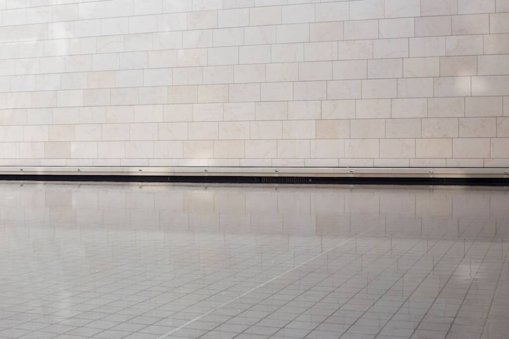 Greenpoint Bathroom Remodel: Custom vs. Pre-Fab: Whats Best for Brooklyn Baths?