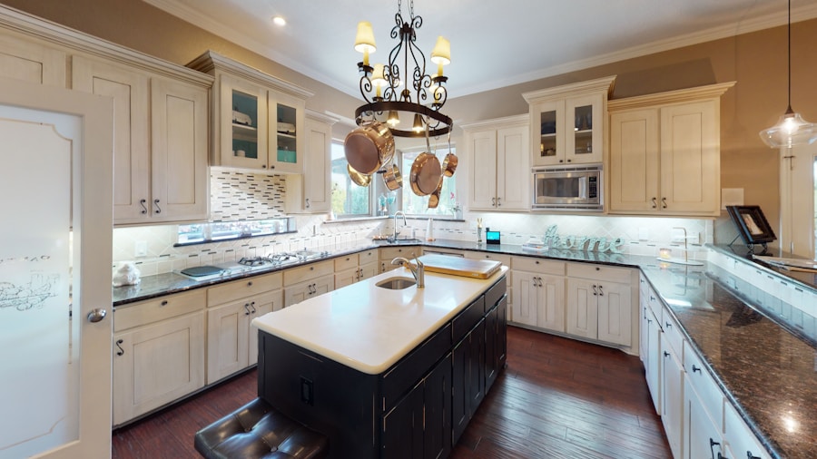 Kitchen Remodeling Company Brooklyn: Secrets to Maximizing Cabinet Space in Small Kitchens