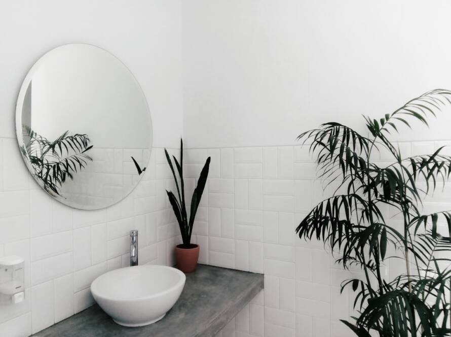 Certified Bathroom Designer: Design-Build Tips for Stress-Free Brooklyn Renovations