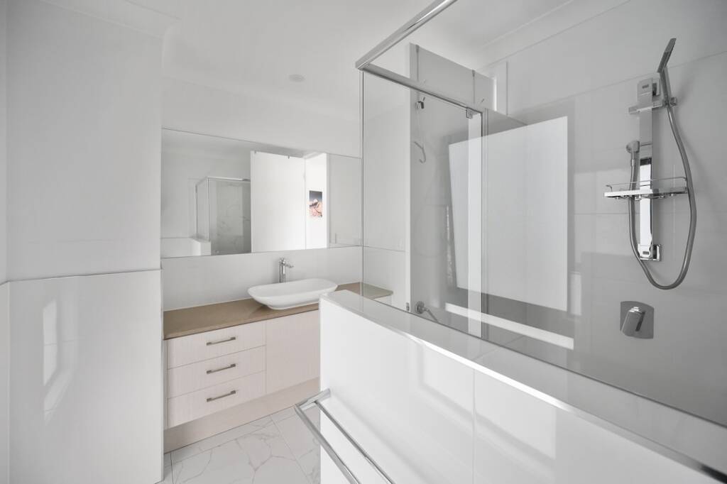 Clinton Hill Bathroom Contractor: Navigating Contractors: A Brooklyn Homeowners Guide