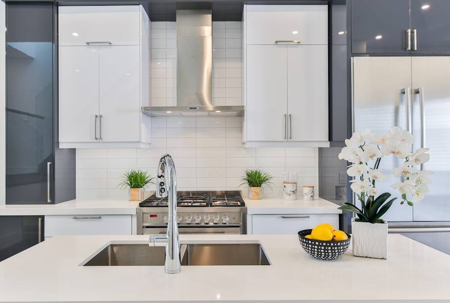 Top-Rated Kitchen Remodeler Brooklyn: Backsplash Designs That Make a Statement in Brooklyn