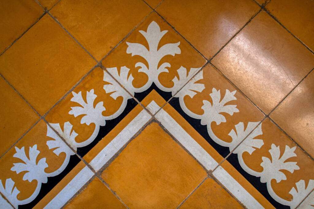 Find the Best Kitchen Flooring Contractor in Brooklyn for Durable & Stylish Floors