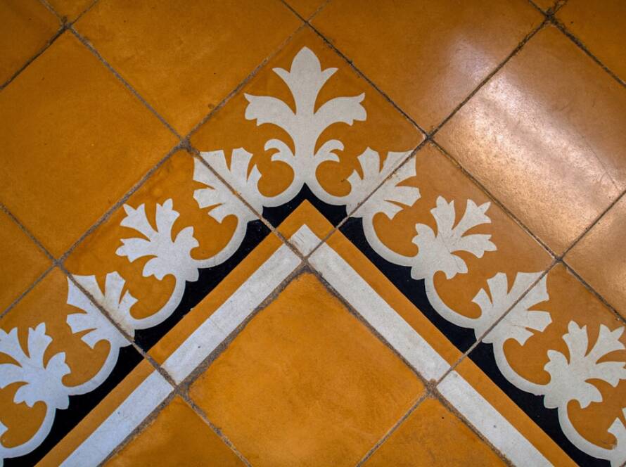Find the Best Kitchen Flooring Contractor in Brooklyn for Durable & Stylish Floors