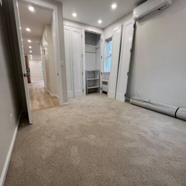 1439 East 4th Street