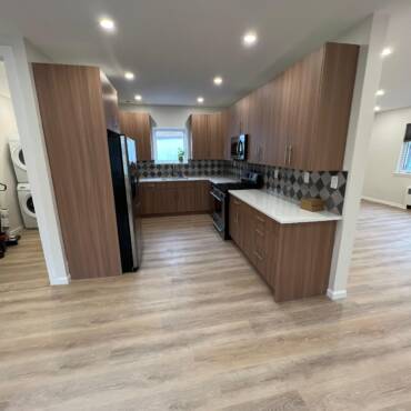 1439 East 4th Street
