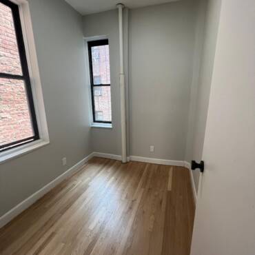 216 East 32nd Street