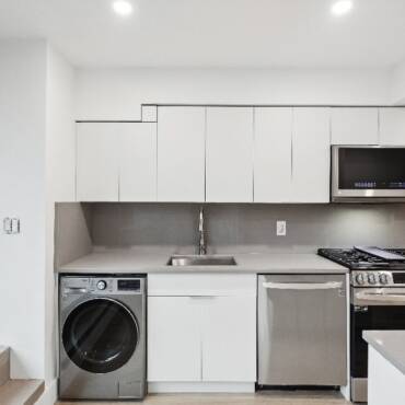 224 East 52nd