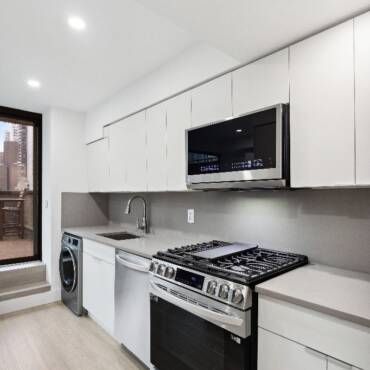 224 East 52nd