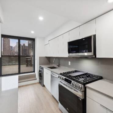 224 East 52nd