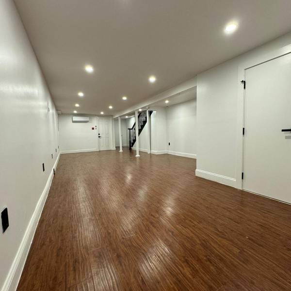 840 green ave Brooklyn 16